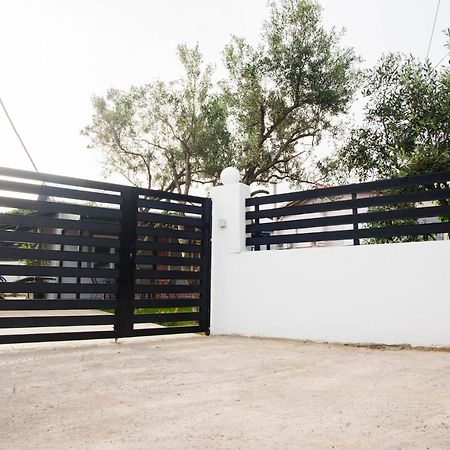 Luxurious Beach House, Feels Like Home アレクサンドルポリス エクステリア 写真